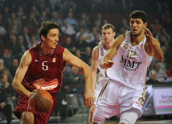 哈登门徒！马克西社媒致敬哈登：詹姆斯·哈登也太冷血了（马克西发文致敬哈登：詹姆斯·哈登杀手本色尽显）