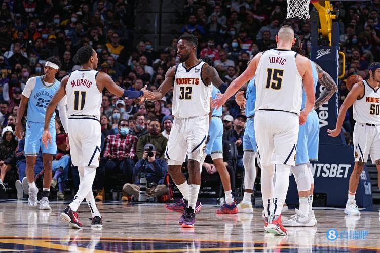 意甲半场：拉比奥世界波，托莫里送点，都灵2-1米兰（半场战报：拉比奥轰世界波，托莫里送点，都灵暂2-1领先米兰）