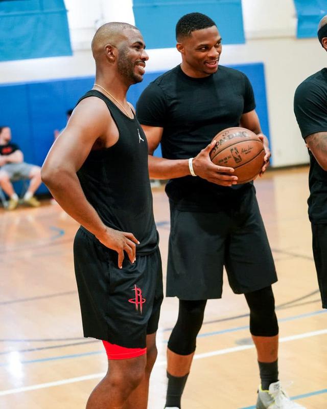 赛后情书：上海海港再度夺冠，颜骏凌历史最被低估门将（赛后寄语：上海海港再捧桂冠，颜骏凌堪称史上最被低估的门神）