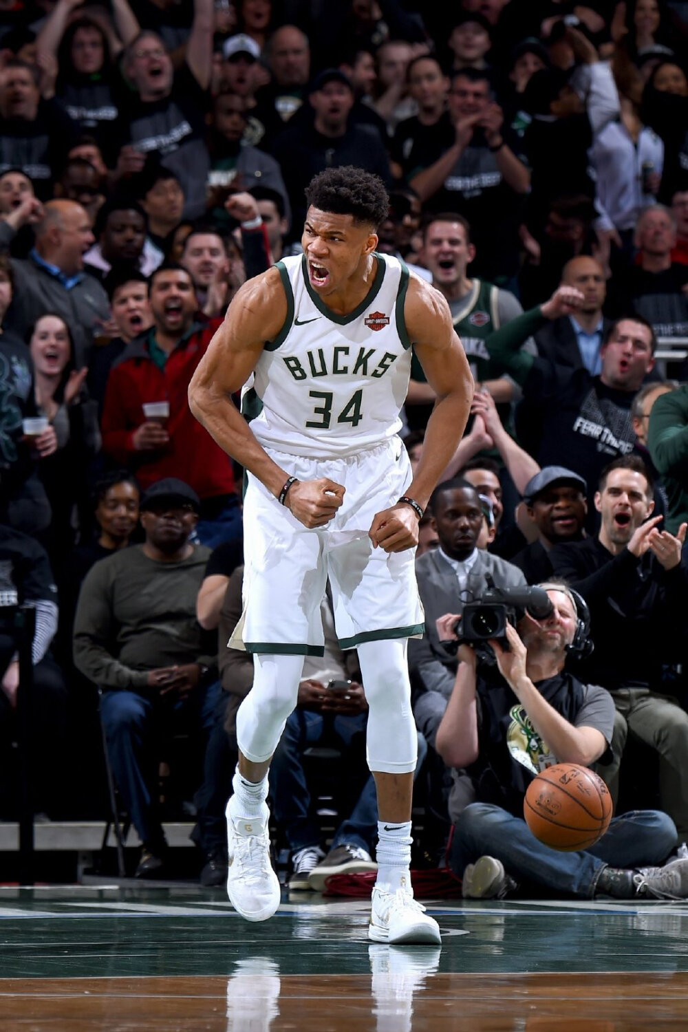 米兰客战拉齐奥：莱奥领衔，亚沙里、里奇、拉比奥出战（米兰做客挑战拉齐奥：莱奥挂帅，亚沙里、里奇、拉比奥悉数登场）