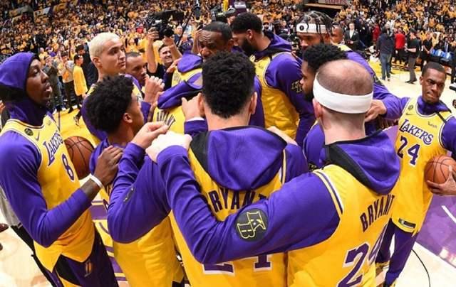 皇马0比2塞尔塔，巴尔韦德楚阿梅尼远射失准（皇马0-2不敌塞尔塔，巴尔韦德与楚阿梅尼远射无功）