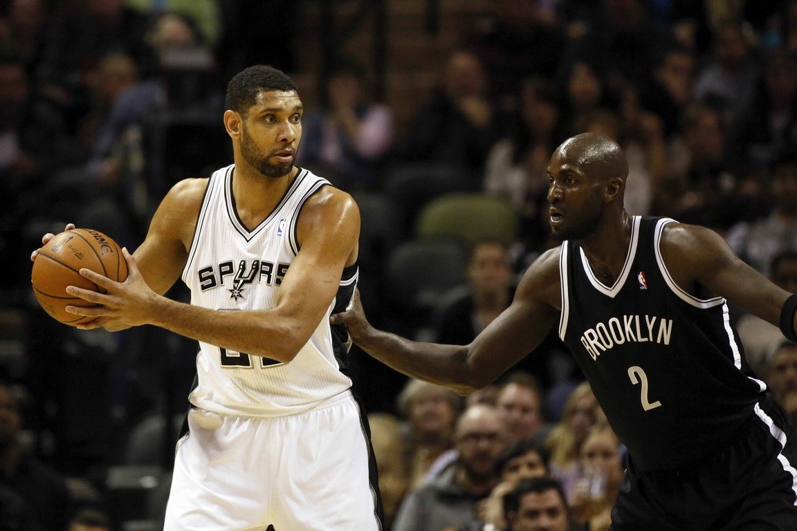 405次！梅西超越普斯卡什，独享足球历史助攻第一人荣誉（405次助攻！梅西超越普斯卡什，独享足坛历史助攻王）