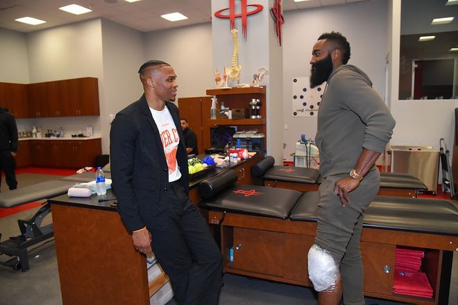 Shams：雄鹿愿与字母哥探讨留队或交易可能性，尼克斯不再是首选下家（Shams：雄鹿将与字母哥商讨续留或交易方案，尼克斯已非首选去处）