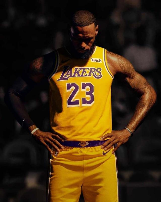 停赛一轮！帕尔马后卫特洛伊洛染红停赛，无缘客战比萨（红牌停赛一场，帕尔马后卫特洛伊洛无缘客场对阵比萨）